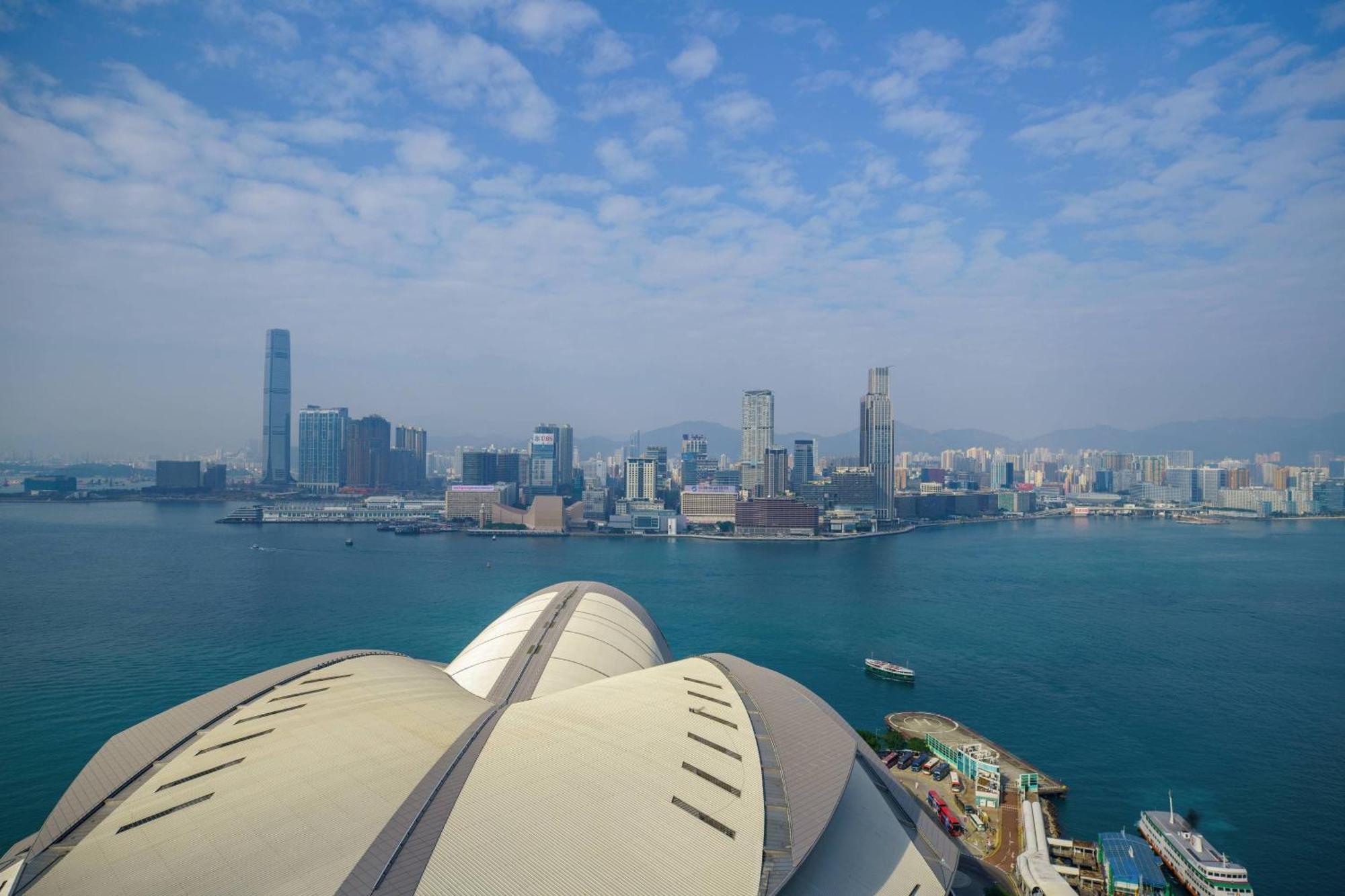 Renaissance Hong Kong Harbour View Hotel Extérieur photo